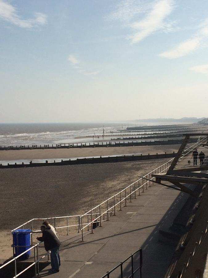 Beachside Bed & Breakfast Hornsea Exterior foto